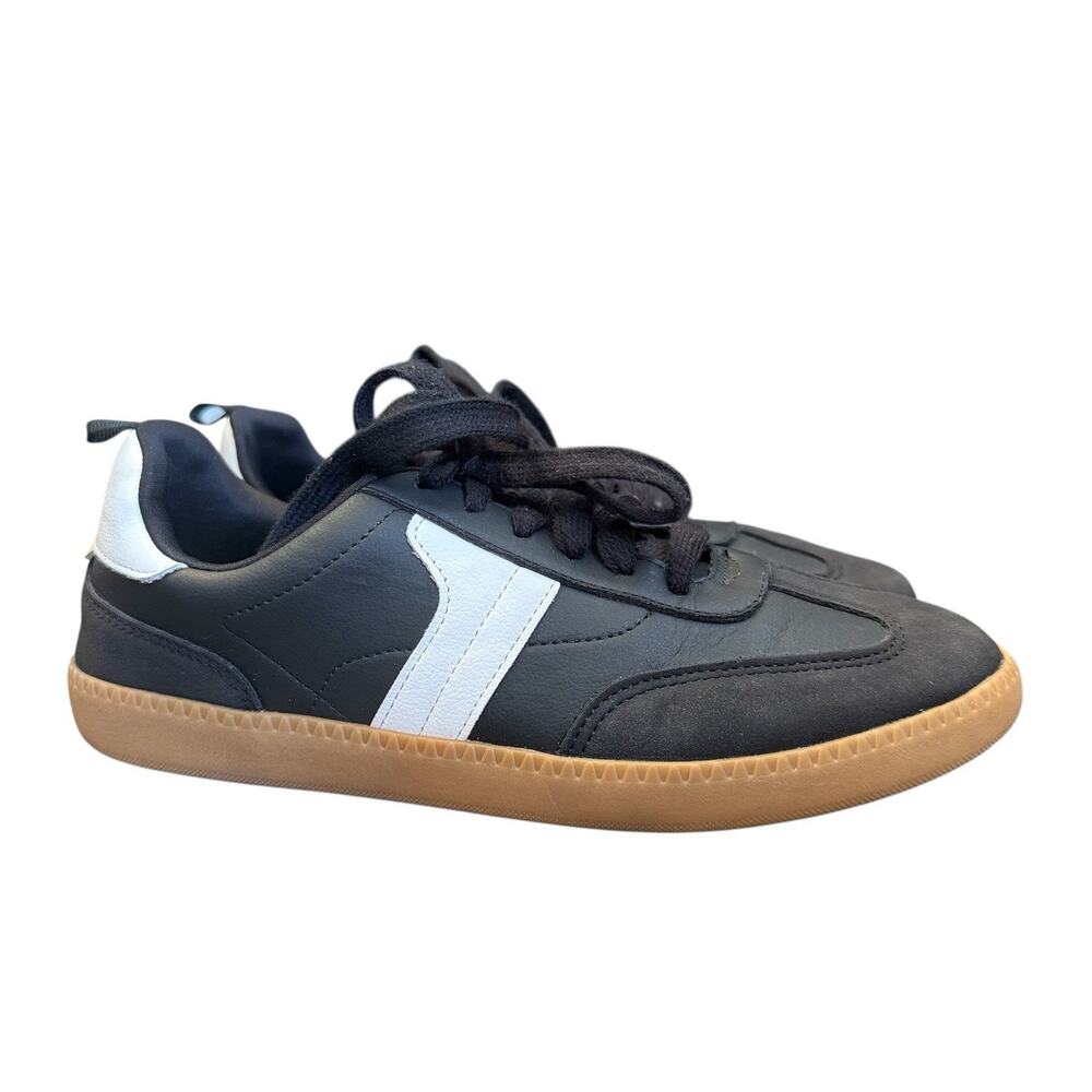 Wonder Nation Big Kids Sporty Soccer Casual Low Profile Sneaker Lace Up Size 6